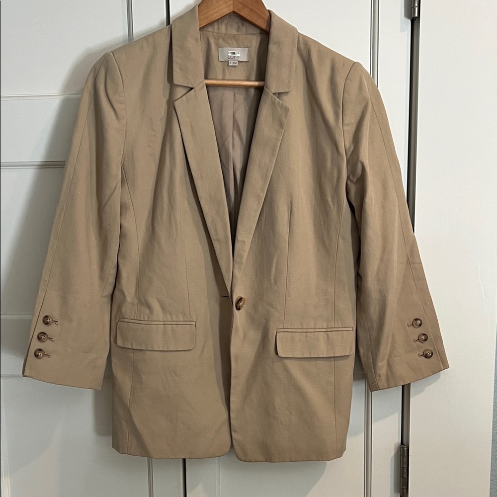 Women's Tan Blazer